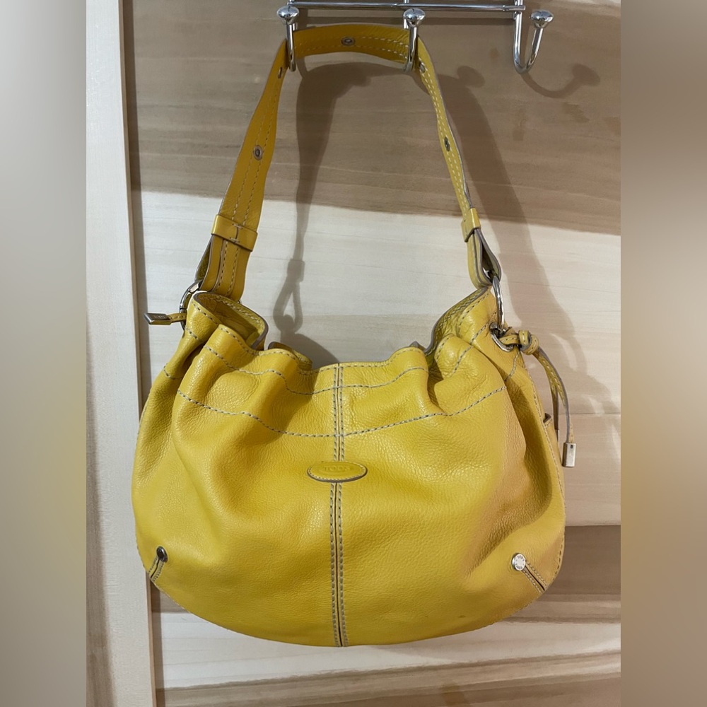 Tod’s leather handbag